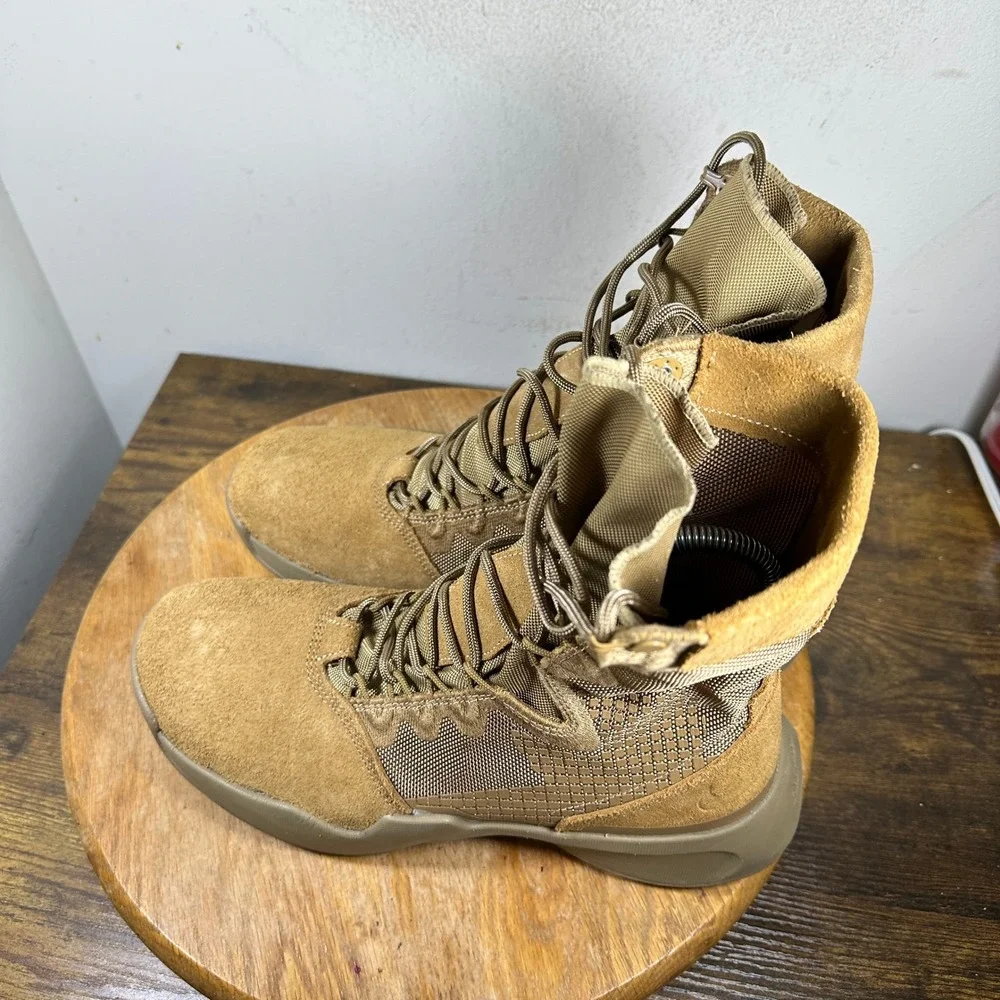 Nike SFB Gen 2 8 Inch Tactical Boots British Khaki Mens 8 DD0007-900